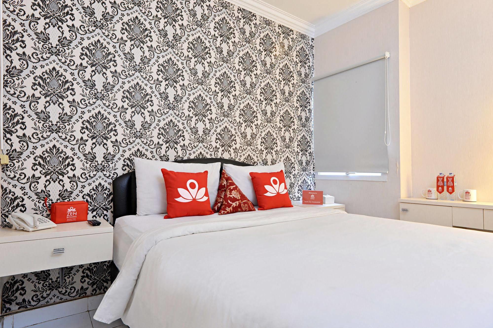 Zen Rooms Basic Tangerang Aeropolis Экстерьер фото
